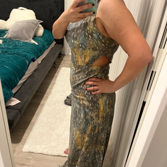 NWOT RVCA Maxi Dress - Picture 3 of 8